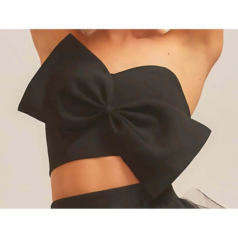 Mainstrip Kylie Bow Front Strapless Crop Top - Picture 7 of 8
